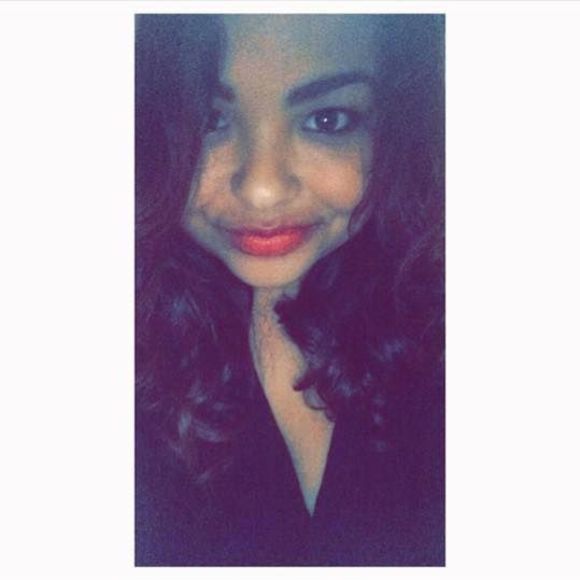 Meet your Posher, Jisela - Picture 1 of 1